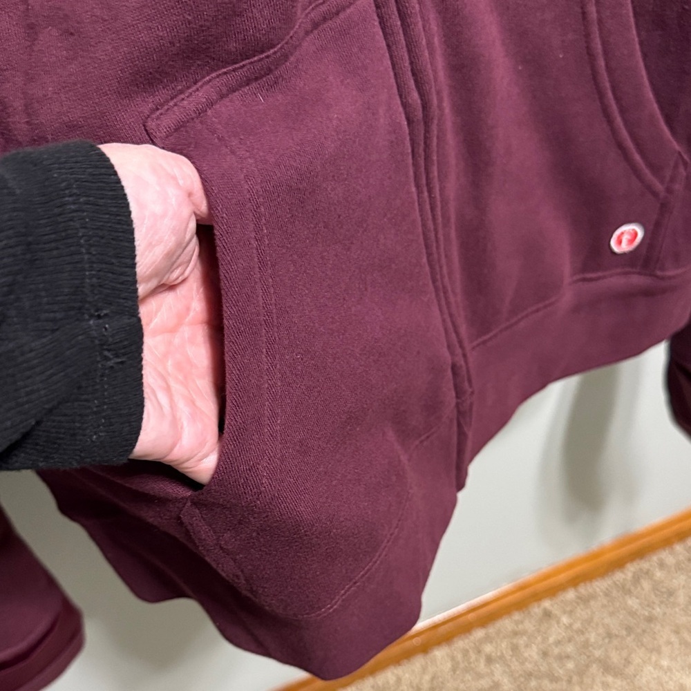Feejays Burgundy Zip-Up Hoodie with Sherpa Lining and gloves - Picture 5 of 8